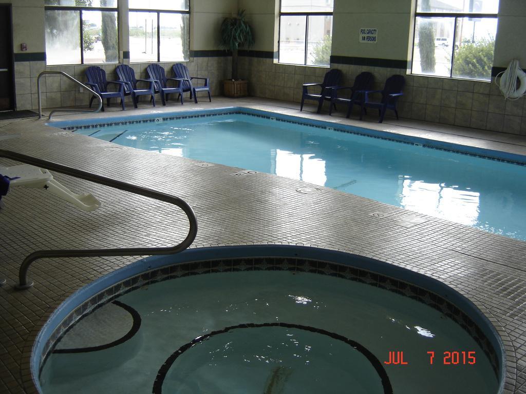 Days Inn By Wyndham Carlsbad Eksteriør bilde