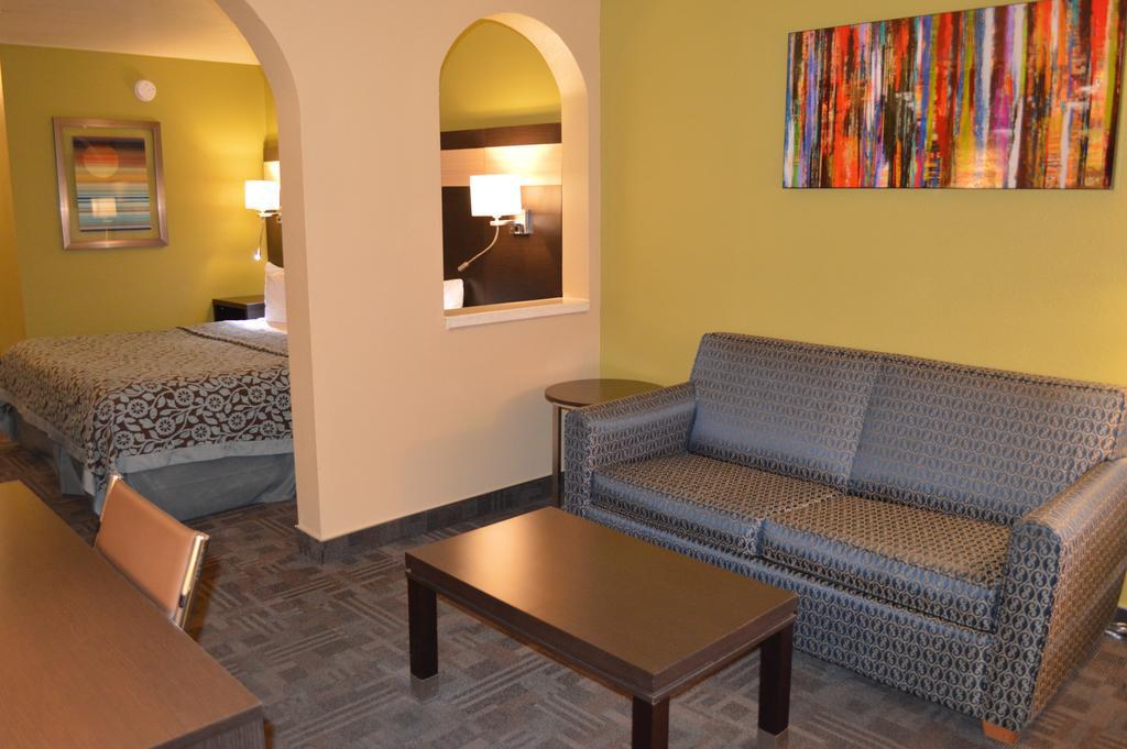 Days Inn By Wyndham Carlsbad Rom bilde